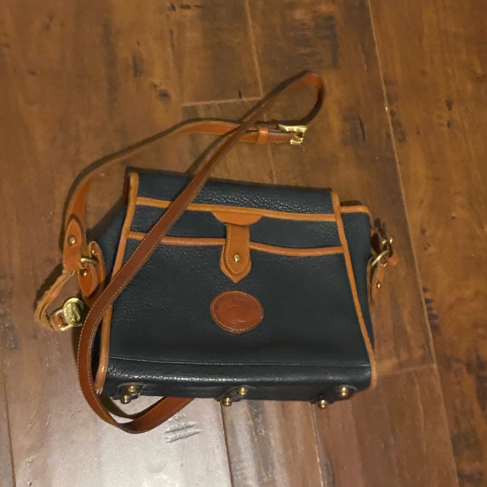 Vintage Dooney & Bourke purse
